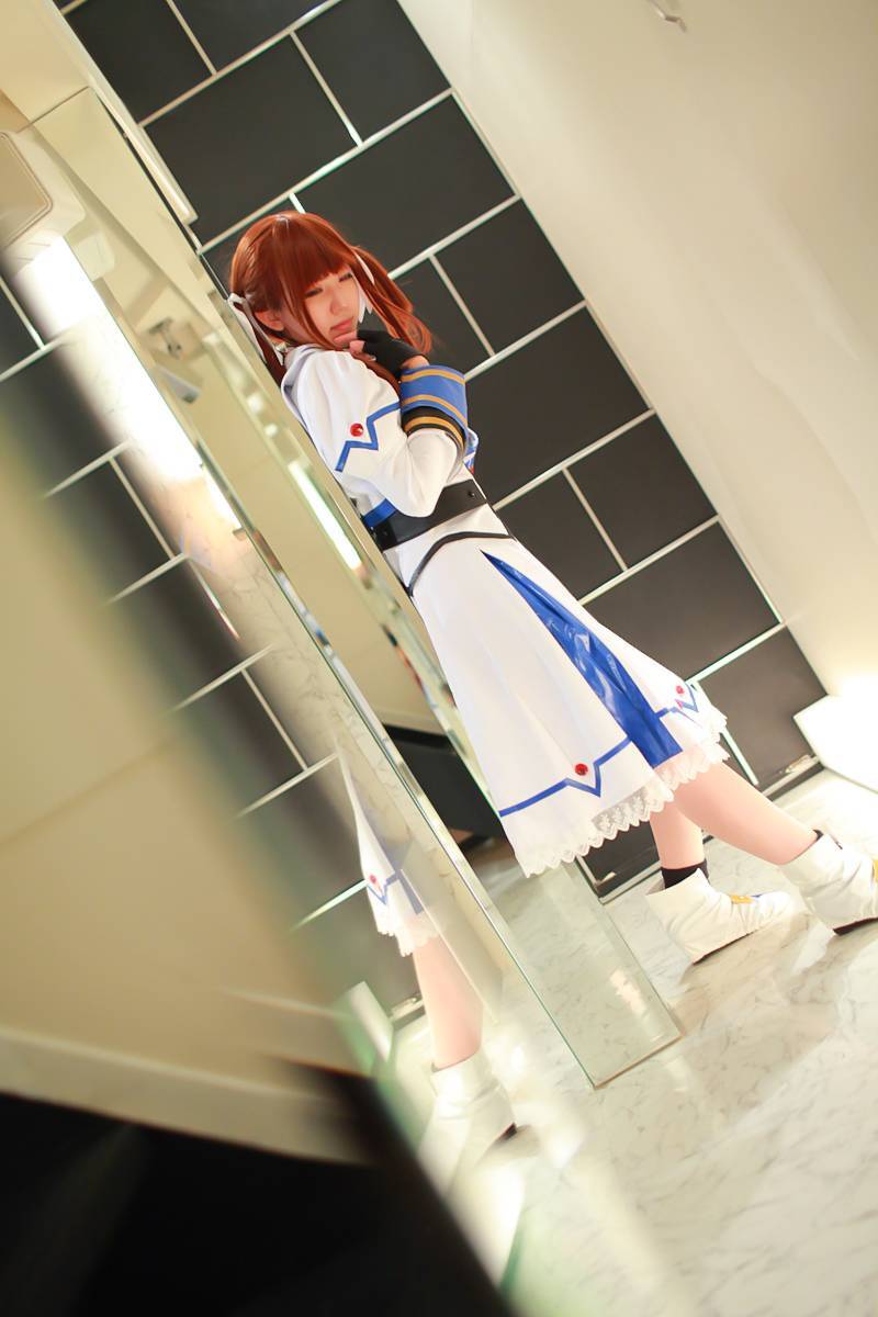 [Cosplay]  Hot Maho Shojo Lyrical Nanoha 诱惑的动作